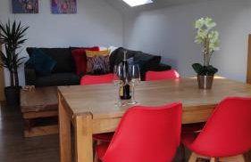 The Cow Hide @ Mill Burn Hollow. - Foto 25