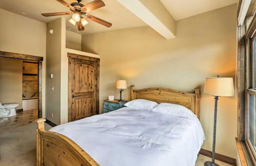 Elegant Frisco Condo with Private Hot Tub and Views! - Foto 12