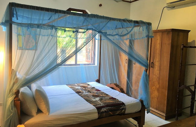 Swiss Villa Moragalla Beach - Foto 4