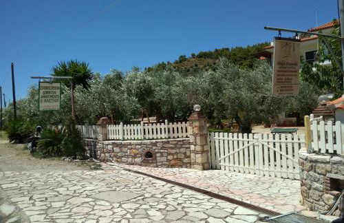 Rent Rooms Alexiou - Photo 45