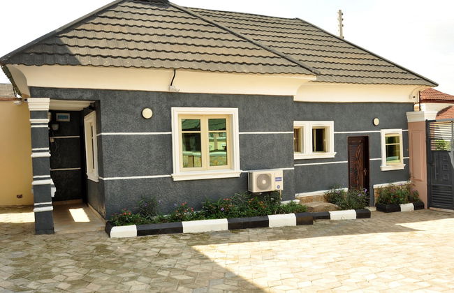 The Morville Suites and Apartments - Photo 2