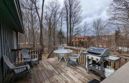 The Big Lebearski - AC, Grill, Fire Pit, Hot tub! - Foto 28
