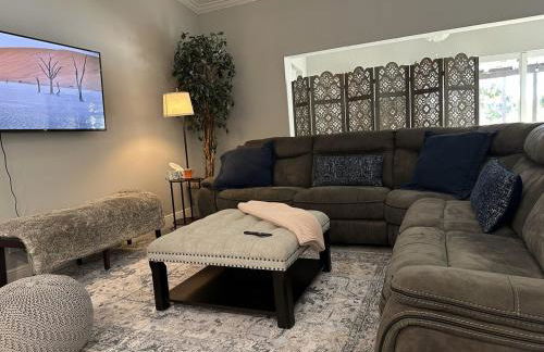 Newly Renovated Villa with Hot Tub - Foto 17