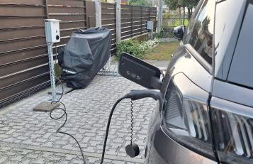 AgliChalet Erbe Montane-Vasca idromassaggio privata condivisa tra i due chalet, con parcheggio privato e colonnina ricarica auto elettrica con supplemento - Photo 38