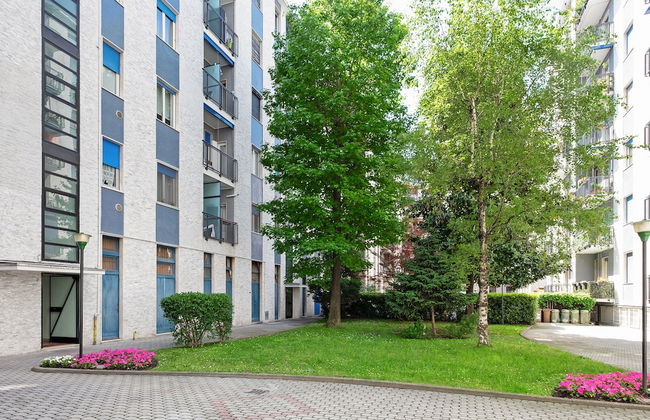 JOIVY Lovely Flat For 4 W/Balcony Near Porta Romana - Foto 12