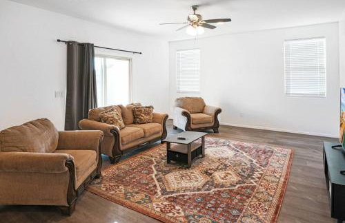 4 Bedroom Desert Oasis Large Yard Sleeps 8 - Foto 11