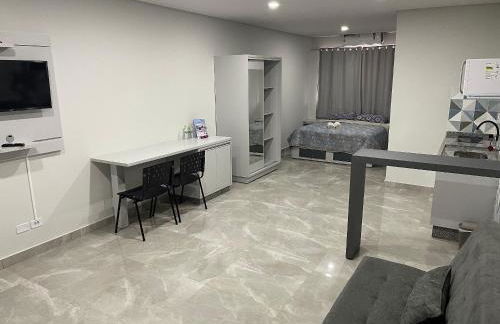 Novo apartamento Studio a poucos passos do Paraguai - Vila Portes - Foto 10