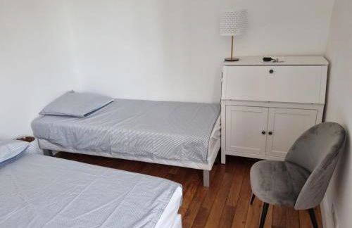 Face château St Germain en Laye, appartement 4 à 6 personnes, 23 min de Paris Champs-Elysées - Foto 13