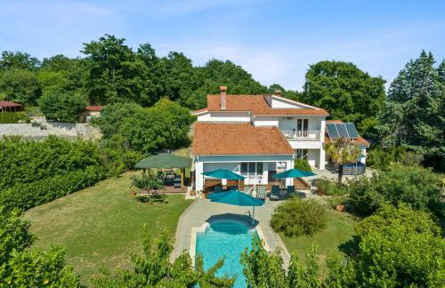 Grosse Luxus-Villa fur 12 Personen mit Pool, Jachuzzi und Meeresnähe - Foto 52