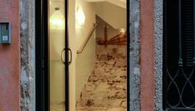 Modern Apartment - Photo 5