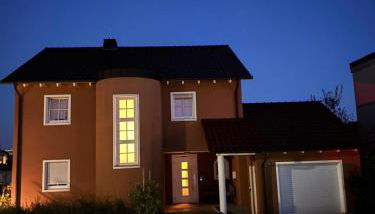 schöne Einliegerwohnung mit Stellplatz - Foto 4