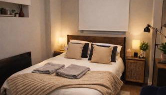 Modern cosy studio near Luton airport, free parking - Foto 3