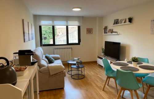 Vivienda turística Las Cigüeñas con garaje - Photo 6