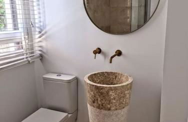 Dream beach-side villa with sea views & close to golf - Photo 67