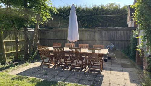 Holly Cottage, 2, Northbrook Park, Farnham-up to 6 adults - Foto 3