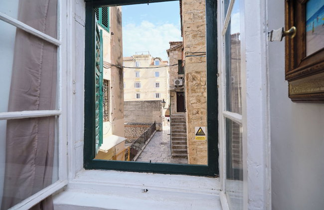 Old Town Art Apartment Split by Litto - Photo 47