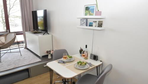 Strandblick mit Strandkorb & Fahrrädern - Foto 5