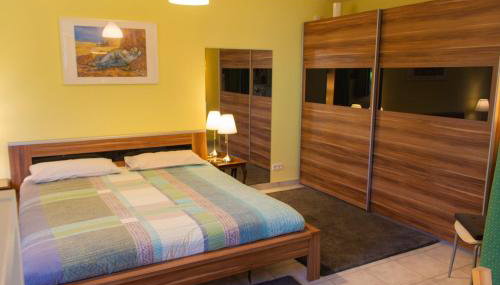 Wonderful Renovated Apartment With Great Location - Foto 4, wardrobe