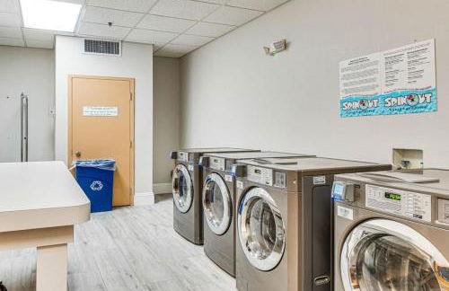 2 Queen Beds Theme Park - Foto 35