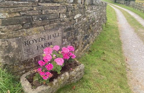 Royds Hall Cottage - Foto 17