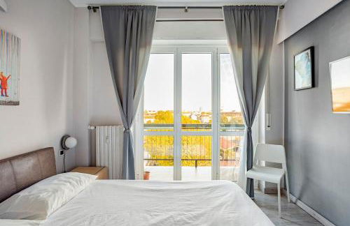 Bright Apartment with Canal Balcony - Foto 12