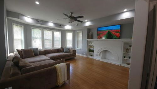 Beautiful Big 3 bedroom Quiet Apt near downtown - Foto 1