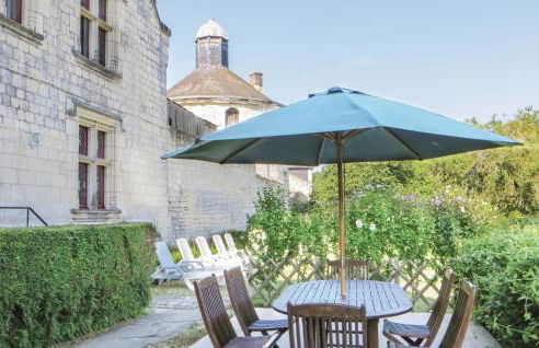 Gorgeous Home In Chinon With Wifi - Foto 8