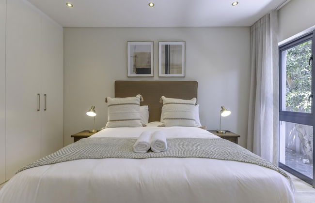 Newly Renovated 3 bed Apartment With Splashpool - 2283 - Photo 13