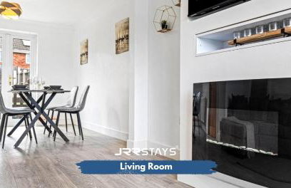 JRR STAYS WV12 3 bedroom, and Wi-Fi - Foto 21