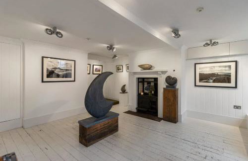 Gallery Lodge Holiday Home - Short Stays UK - Photo 5