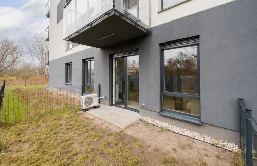 Ursynów Serenity Studio with Garden by BookingHost - Foto 7