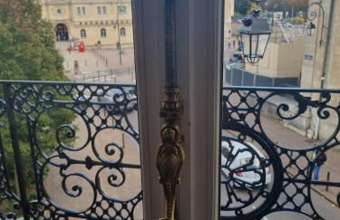 Face château St Germain en Laye, appartement 4 à 6 personnes, 23 min de Paris Champs-Elysées - Foto 15