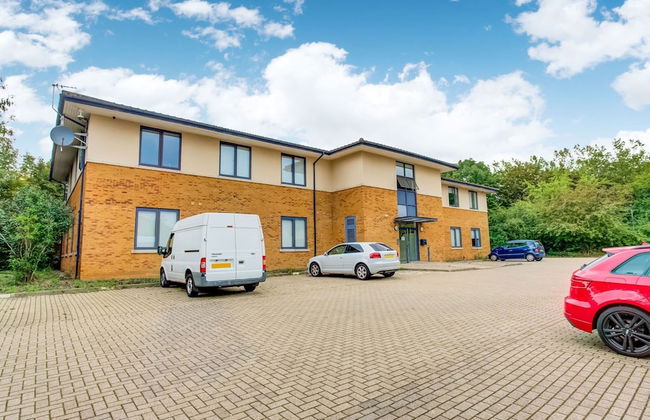 Simplistic Apartment in Milton Keynes Near Willen Lake - Foto 44