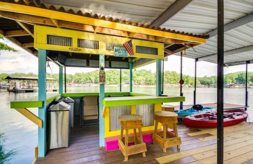 Waterfront Home with Views and Dock in Sunrise Beach! - Foto 28