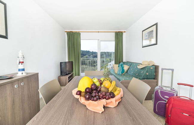 Apartaments Condado - Photo 19