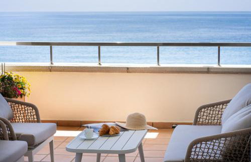 Front line beach luxury apartment in Heaven Beach - Photo 2