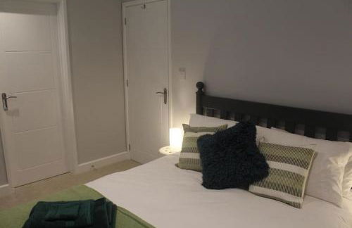 The Garden Cabin - Photo 9