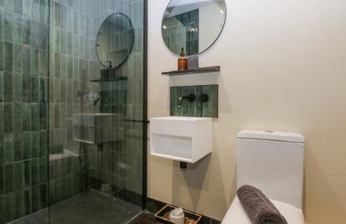 Bell House - Photo 23