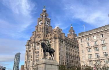 2025 Award Winner Liverpool Peach House - 4 Bedrooms - Foto 74