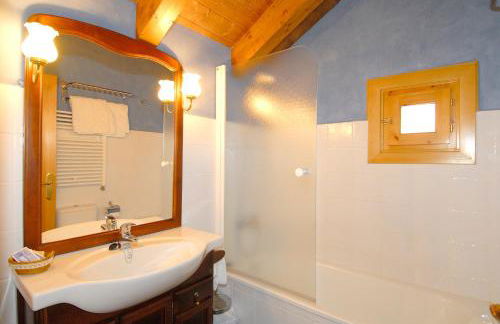 Apartamentos El Rincón de Benás - Photo 12