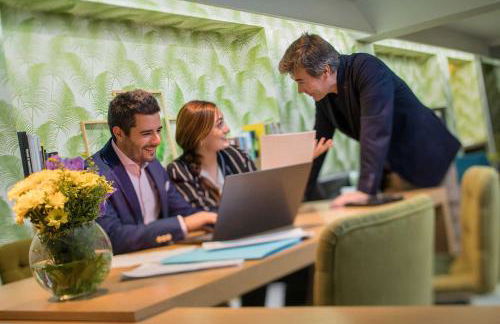 Apartosuites Jardines de Sabatini - Photo 30