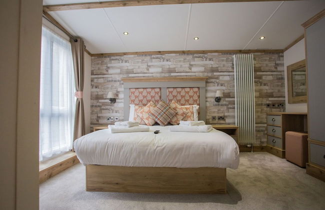 Sandy Balls Holiday Village - Photo 46