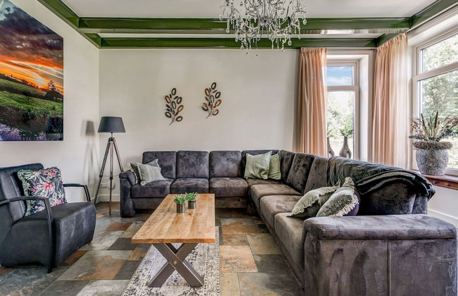 Stylish Farmhouse With Spa Tub - Foto 20