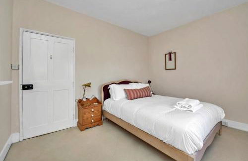 Finest Retreats - Clavering Hall - Photo 26