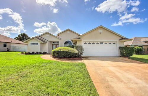 Pool and Fenced Yard Sebring Retreat - Foto 28