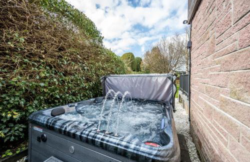 Gilmore House - 5 Bedroom Victorian Home with Hot Tub - Foto 2