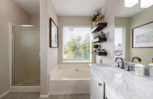 Gilbert Comstock - Foto 38