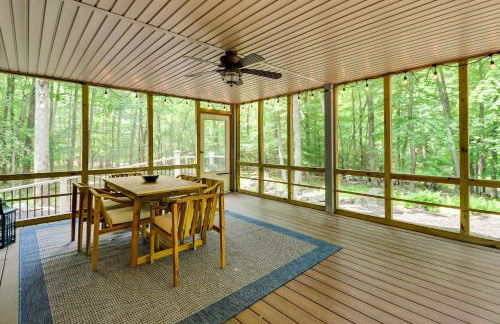 Woodsy Big Bass Lake Hideaway with Fire Pit and Deck! - Foto 23