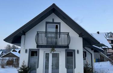 Domek w ogródku z prywatną balią z hydromasażem - Foto 1