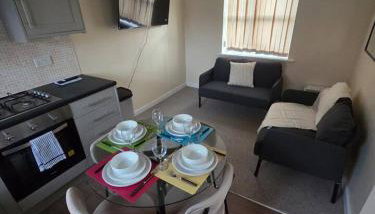 Spacious House | Perfect for Contractor Stays - Foto 2